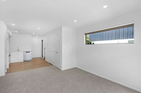Photo of property in 2/21 Frederick Street, Waltham, Christchurch, 8011
