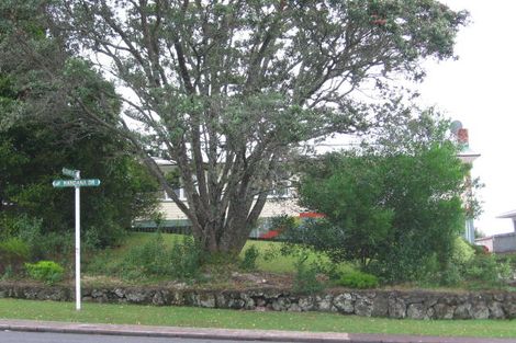 Photo of property in 9 Nandana Drive, Glen Eden, Auckland, 0602
