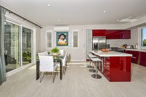Photo of property in 3a Wesley Street, Devonport, Auckland, 0624