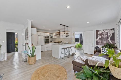 Photo of property in 12 Holmwood Park Drive, Morrinsville, 3300