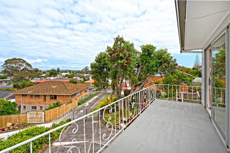 Photo of property in 8 Chevis Place, Pakuranga, Auckland, 2010