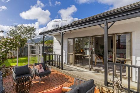 Photo of property in 23 Kanawa Street, Waikanae, 5036