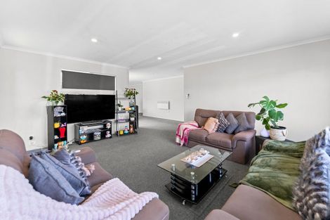 Photo of property in 8 Kuru Place, Papamoa, 3118