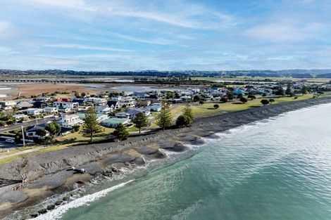 Photo of property in 7 Charles Street, Westshore, Napier, 4110