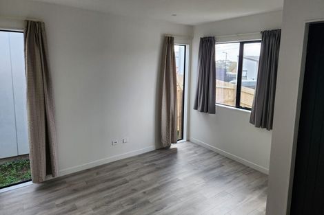 Photo of property in 9 Puwha Street, Massey, 0614