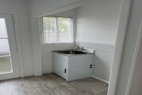 Photo of property in 4/869 Heaphy Terrace, Claudelands, Hamilton, 3214