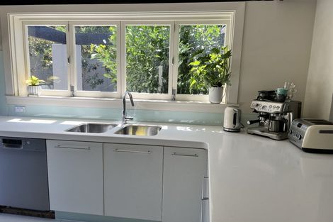 Photo of property in 5 Whareora Terrace, Cashmere, Christchurch, 8022