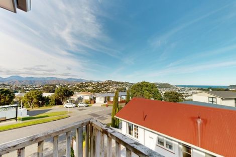 Photo of property in 21 Akaroa Drive, Maupuia, Wellington, 6022