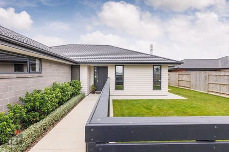 Photo of property in 33 Monarch Drive, Ashhurst, 4810