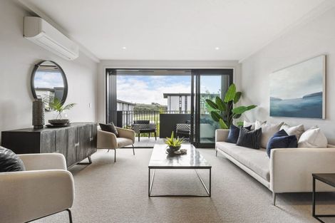 Photo of property in 9b Windlass Street, Long Bay, Auckland, 0630