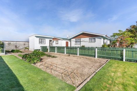 Photo of property in 128 Campbell Road, Winton, 9783