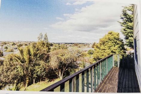 Photo of property in 287b Pakuranga Road, Pakuranga Heights, Auckland, 2010