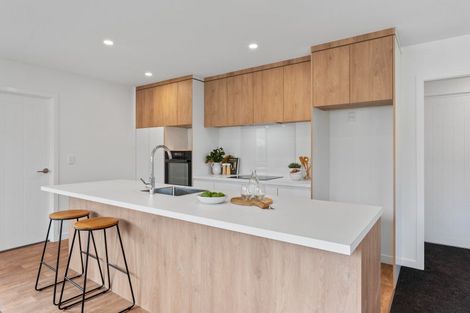 Photo of property in 40a Raglan Avenue, Cloverlea, Palmerston North, 4412