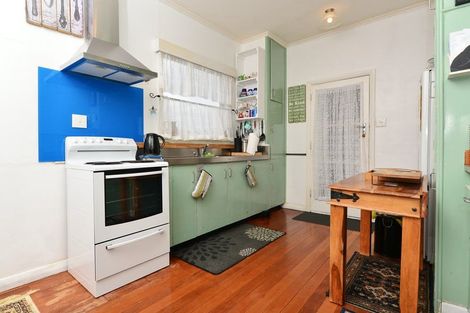 Photo of property in 69 Campbell Street, Frankton, Hamilton, 3204
