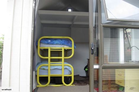 Photo of property in 1 Perth Place, Awapuni, Palmerston North, 4412