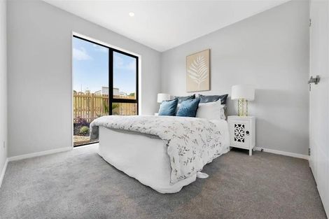 Photo of property in 34 Whakairo Crescent, Gulf Harbour, Whangaparaoa, 0930
