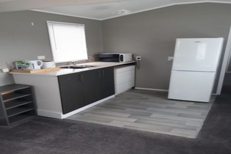 Photo of property in 4 Mersey Terrace, Roslyn, Palmerston North, 4414