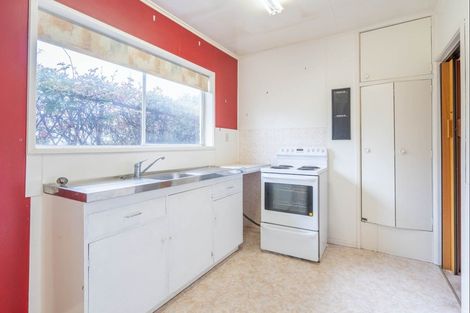 Photo of property in 33 Tui Road, Raumati Beach, Paraparaumu, 5032