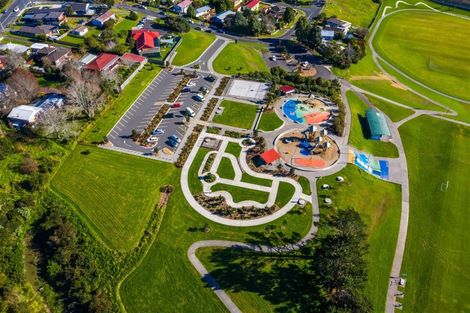 Photo of property in 36 Baumea Rise, Massey, Auckland, 0614
