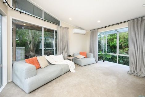 Photo of property in 196 Victoria Avenue, Hokowhitu, Palmerston North, 4410