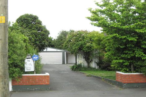 Photo of property in 16 Delph Street, Avonhead, Christchurch, 8042