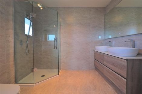 Photo of property in 277 Flat Bush School Road, Flat Bush, Auckland, 2019