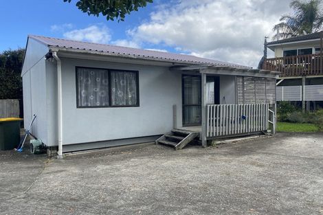 Photo of property in 47 Bodi Place, Te Atatu South, Auckland, 0610