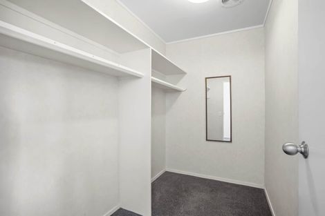 Photo of property in 1/6 Somerton Rise, Henderson, Auckland, 0612
