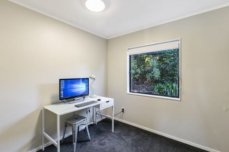 Photo of property in 99 Thurleigh Grove, Karori, Wellington, 6012