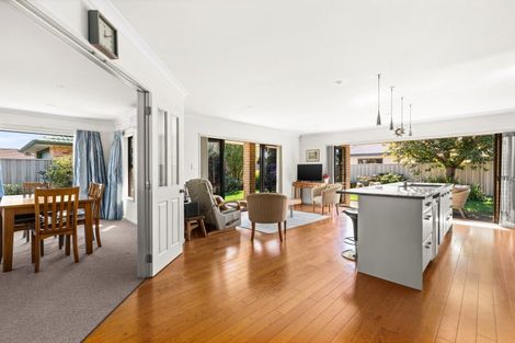 Photo of property in 207 Frimley Oaks, Frimley, Hastings, 4120
