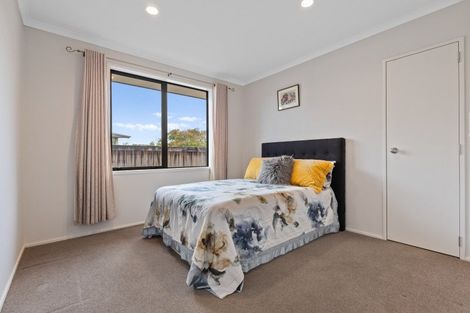 Photo of property in 16 Edward Street, Grandview Heights, Hamilton, 3200
