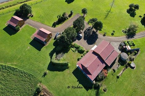 Photo of property in 986 Tinopai Road, Tinopai, Matakohe, 0593