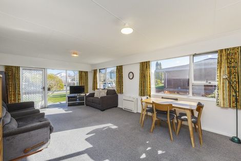 Photo of property in 24 Shelton Place, Feilding, 4702