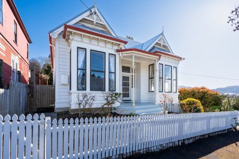 Photo of property in 68 Grosvenor Street, Kensington, Dunedin, 9011