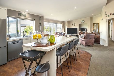 Photo of property in 132 Guy Street, Dannevirke, 4930