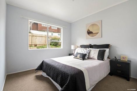 Photo of property in 1/35 Topliss Drive, Northcross, Auckland, 0632
