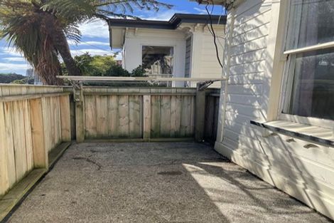 Photo of property in 109 Tasman Street, Mount Cook, Wellington, 6021