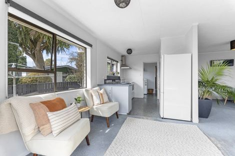 Photo of property in 5 Dillon Drive, Bell Block, New Plymouth, 4312