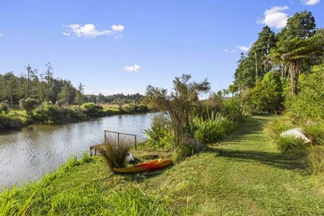 Photo of property in 209 Ohautira Road, Raglan, 3295