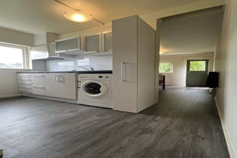 Photo of property in 29 Saint Michaels Crescent, Kelburn, Wellington, 6012