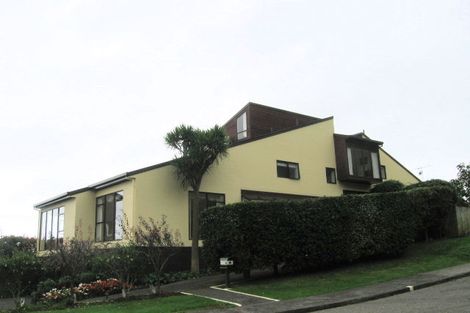 Photo of property in 68 Kotare Street, Waikanae, 5036