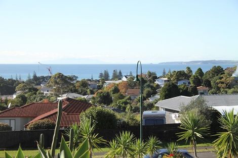 Photo of property in 45 Roberta Crescent, Orewa, 0931