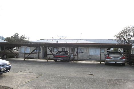 Photo of property in 15 South Street, West End, Palmerston North, 4410