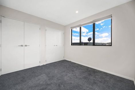 Photo of property in 2/65 Moire Road, Massey, Auckland, 0614
