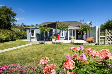 Photo of property in 30 Signal Street, Marton, 4710