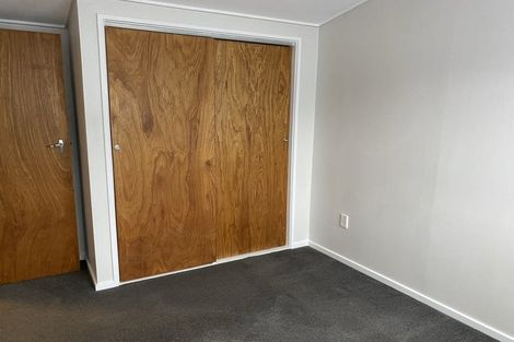 Photo of property in 21f5 Collins Avenue, Tawa, Wellington, 5028