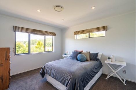Photo of property in 7 Lambert Way, Paraparaumu, 5032