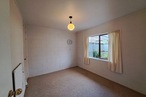 Photo of property in 85c Stottholm Road, Titirangi, Auckland, 0604