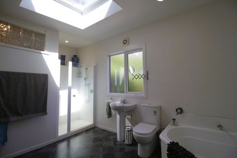 Photo of property in 97 Tawhai Street, Stokes Valley, Lower Hutt, 5019