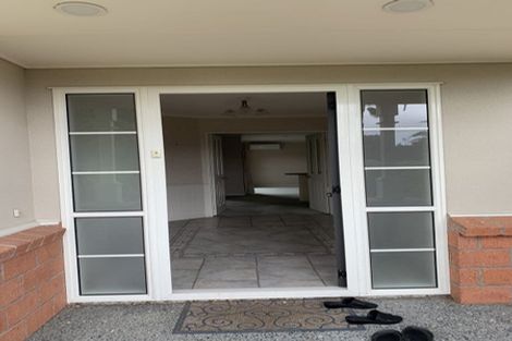 Photo of property in 13 Moss Crescent, Takanini, 2112